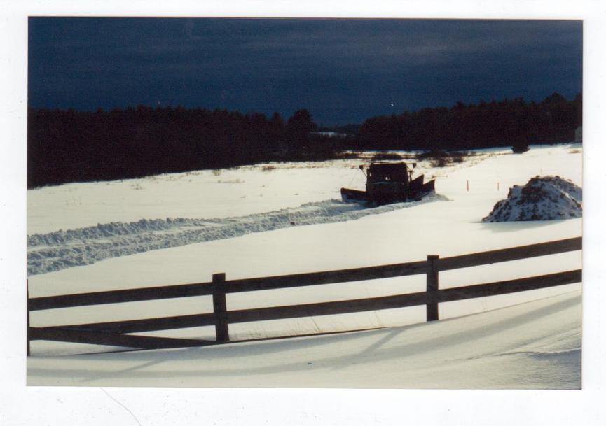 http://www.badgoat.net/Old Snow Plow Equipment/Trucks/Linn Tractor/Daryl Gushee's 1934 Snowplow Linn/GW865H609-16.jpg